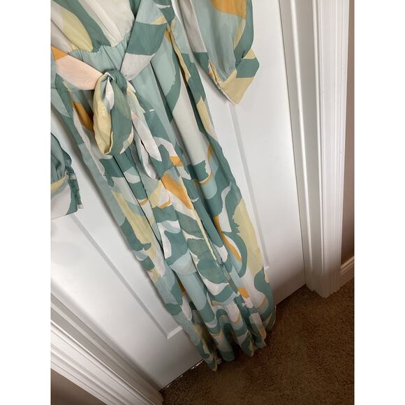 NWT Baltic Born Women's‎ Sage Print Augustina Jumpsuit Multicolor Size Small - Picture 4 of 11